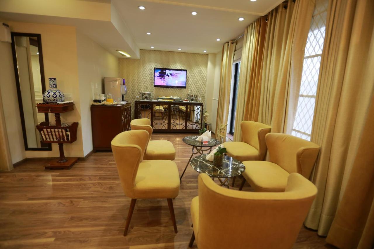 Ramada By Wyndham Multan Hotel Exterior photo