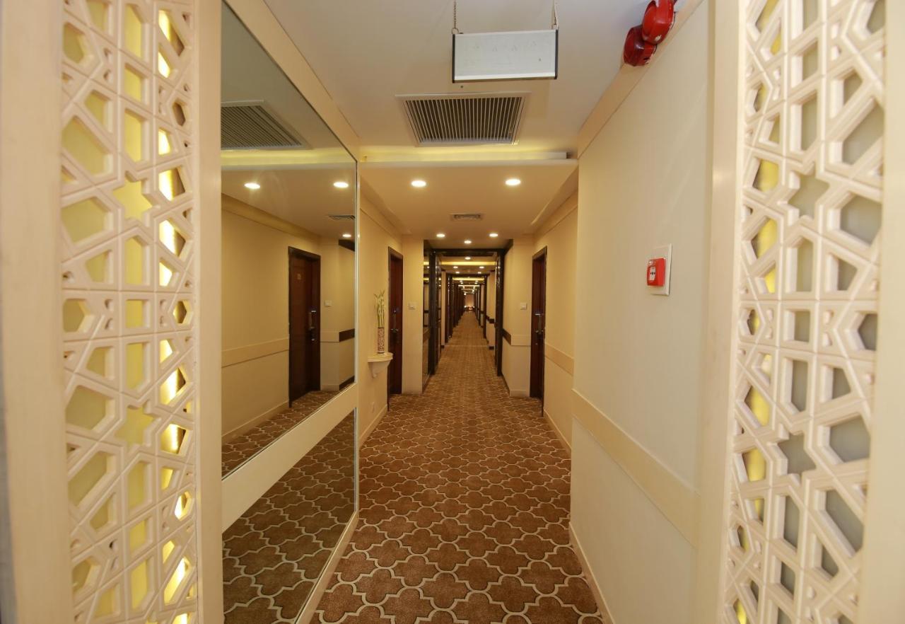 Ramada By Wyndham Multan Hotel Exterior photo