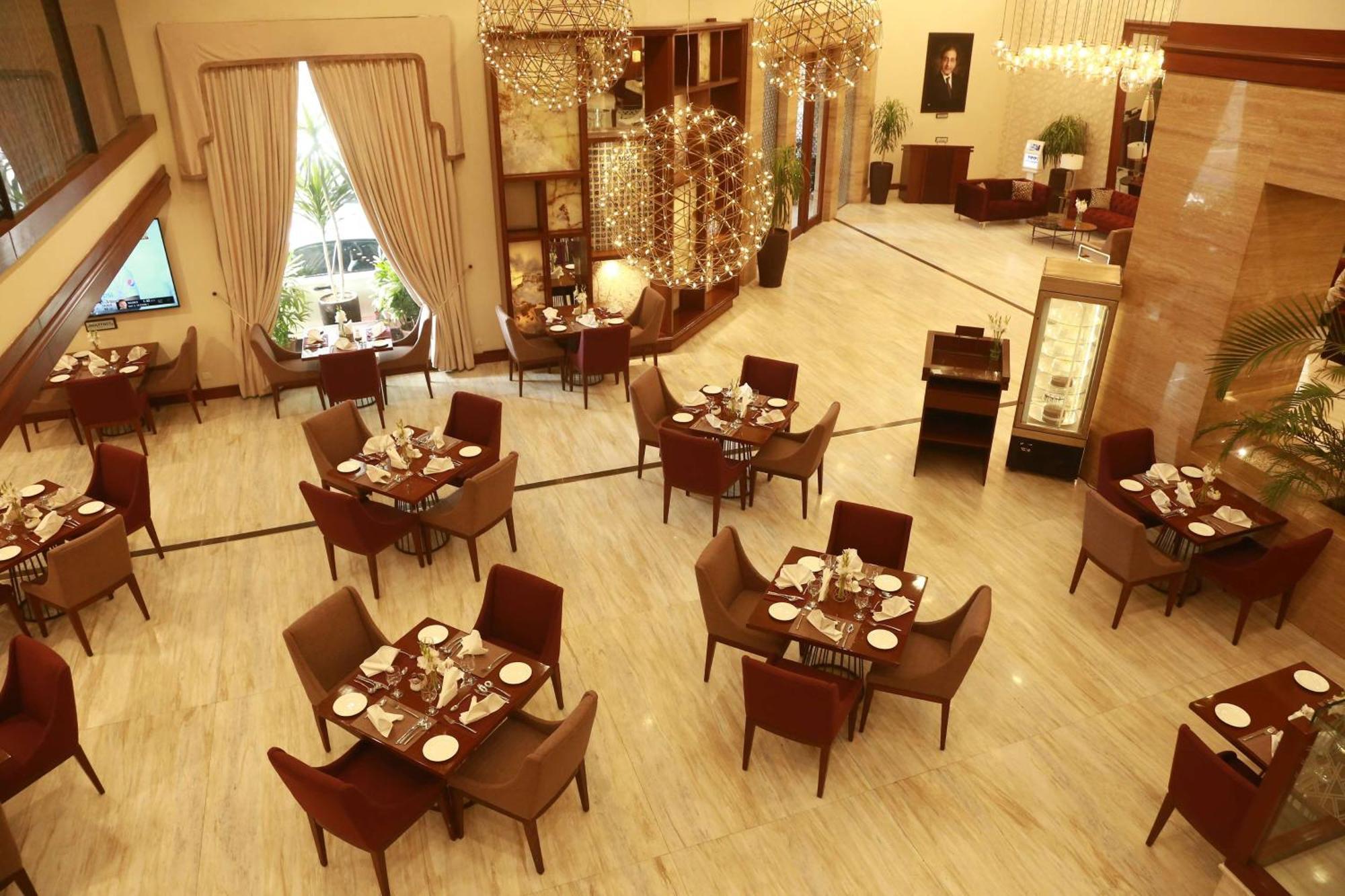 Ramada By Wyndham Multan Hotel Exterior photo